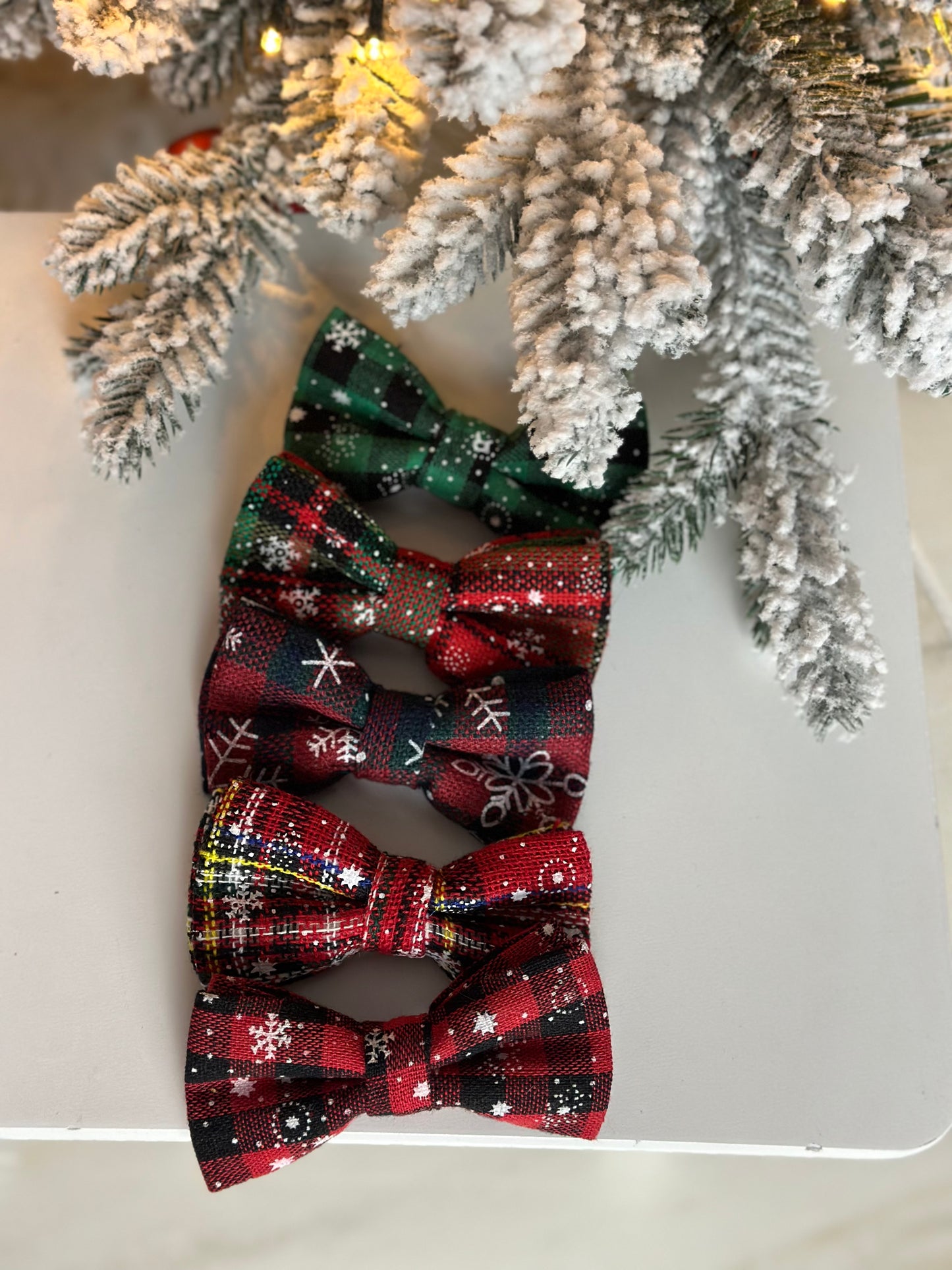 Christmas bow tie - collar version